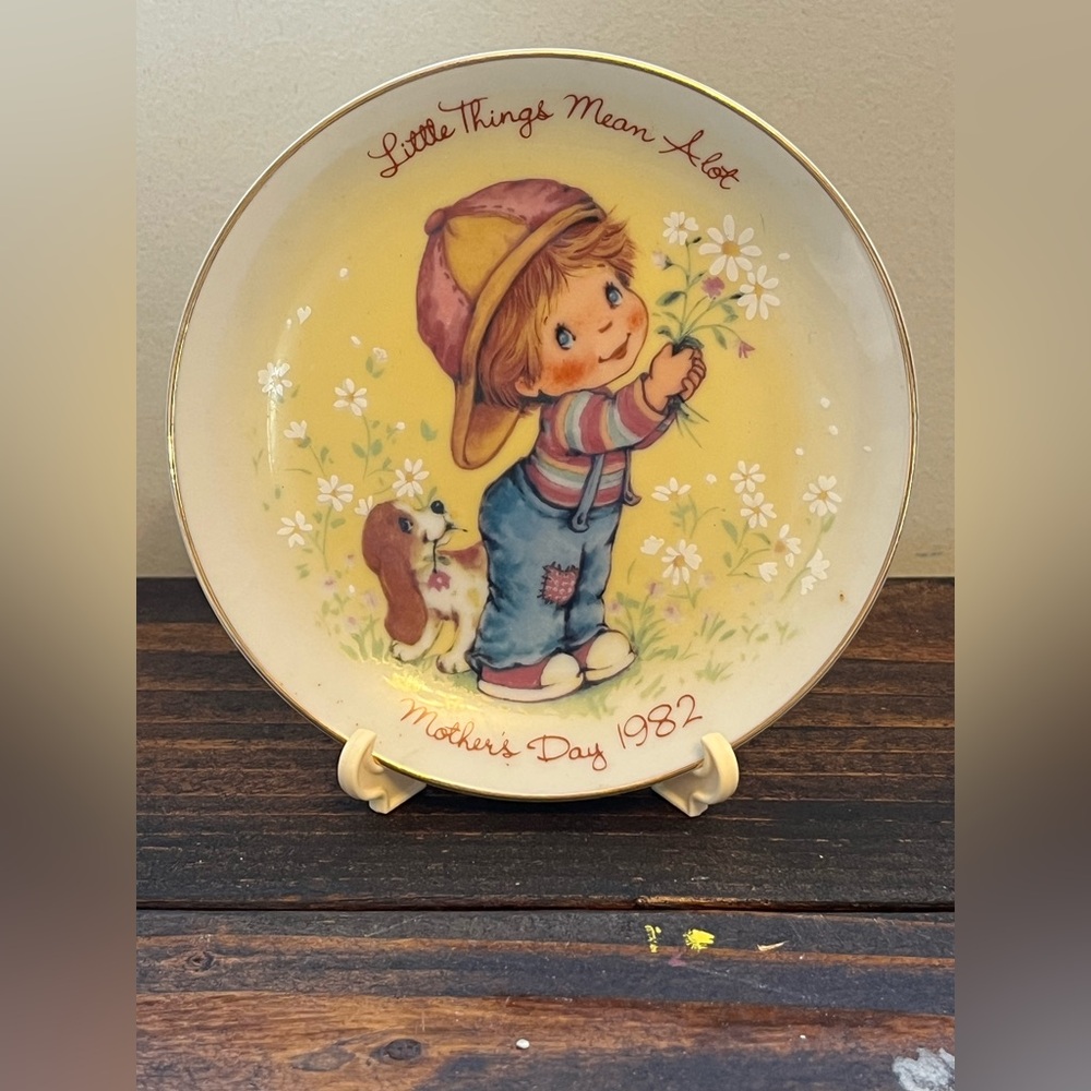 🌟❣️6/$10❣️Avon Vintage “Little Things Mean A lot” 1982 Mothers Day small plate
